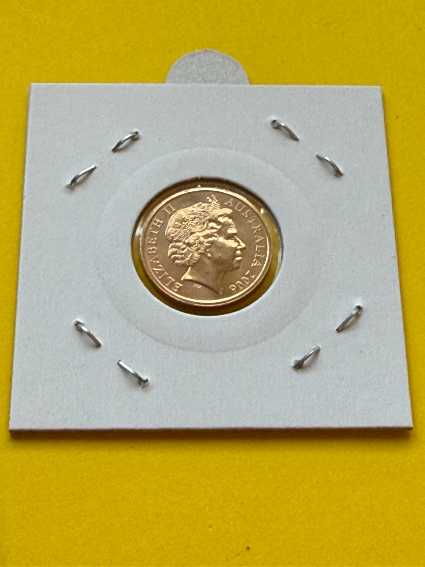 2006 1 Cent Coin - Choice Uncirculated - mint set ONLY coin - comes in 2x2