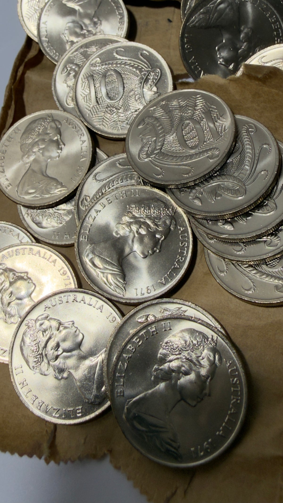 1971 10 Cent Coin - Uncirculated Ex RAM Roll - Beautiful Luster