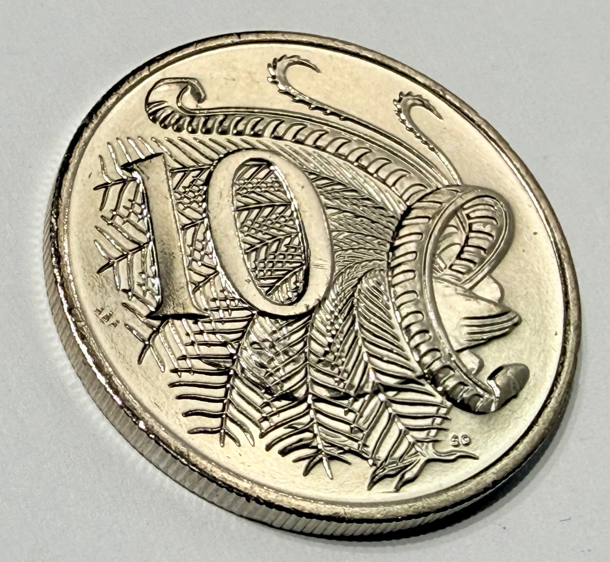 Image of Australian Ten Cent Coin Reverse Zoomed in Showing the Lyrebird Detail