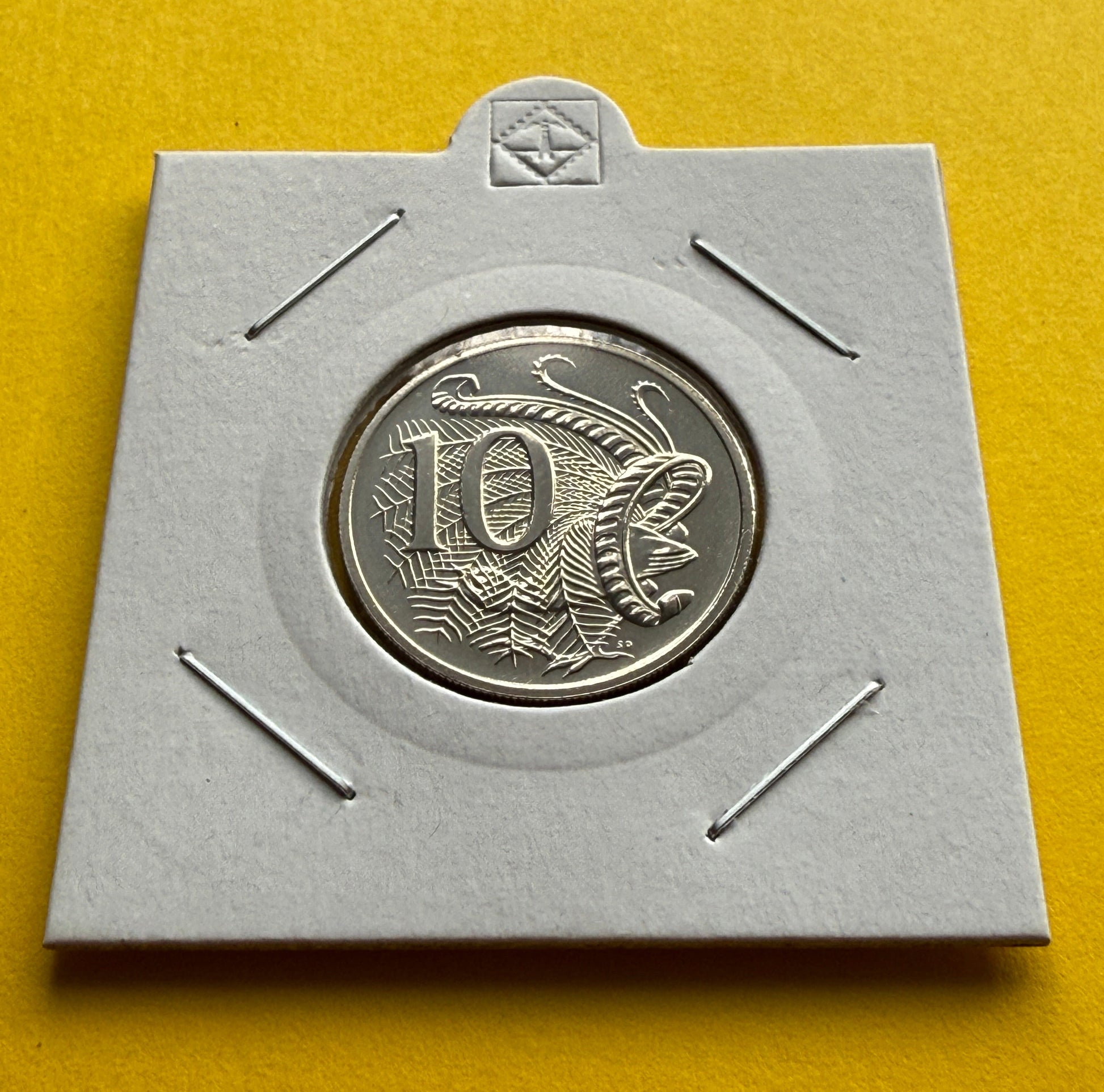 2011 10 Cent Coin - Choice Uncirculated - ex mint set LOW MINTAGE 1.75 million - New Age Numismatics