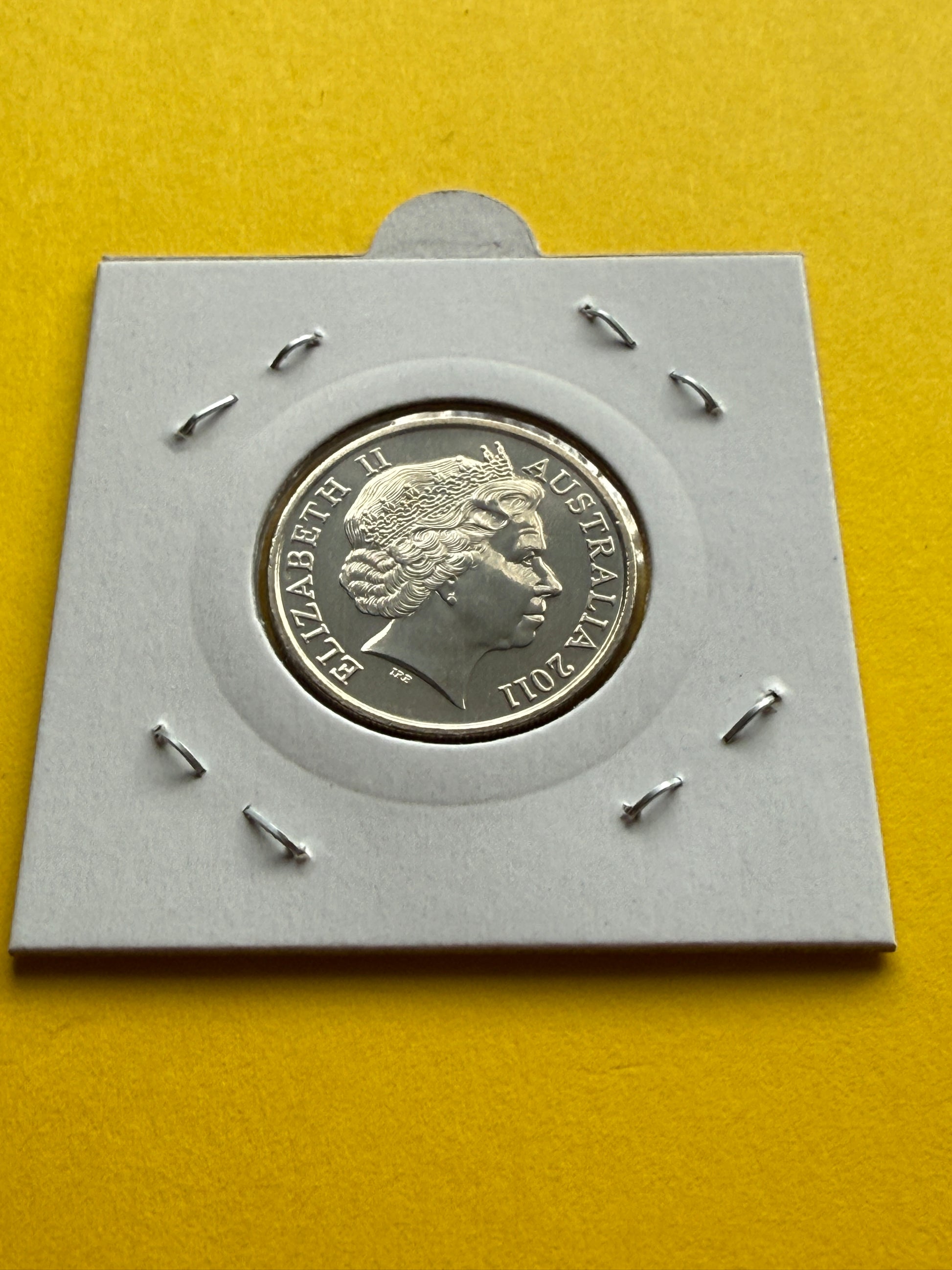 2011 10 Cent Coin - Choice Uncirculated - ex mint set LOW MINTAGE 1.75 million - New Age Numismatics
