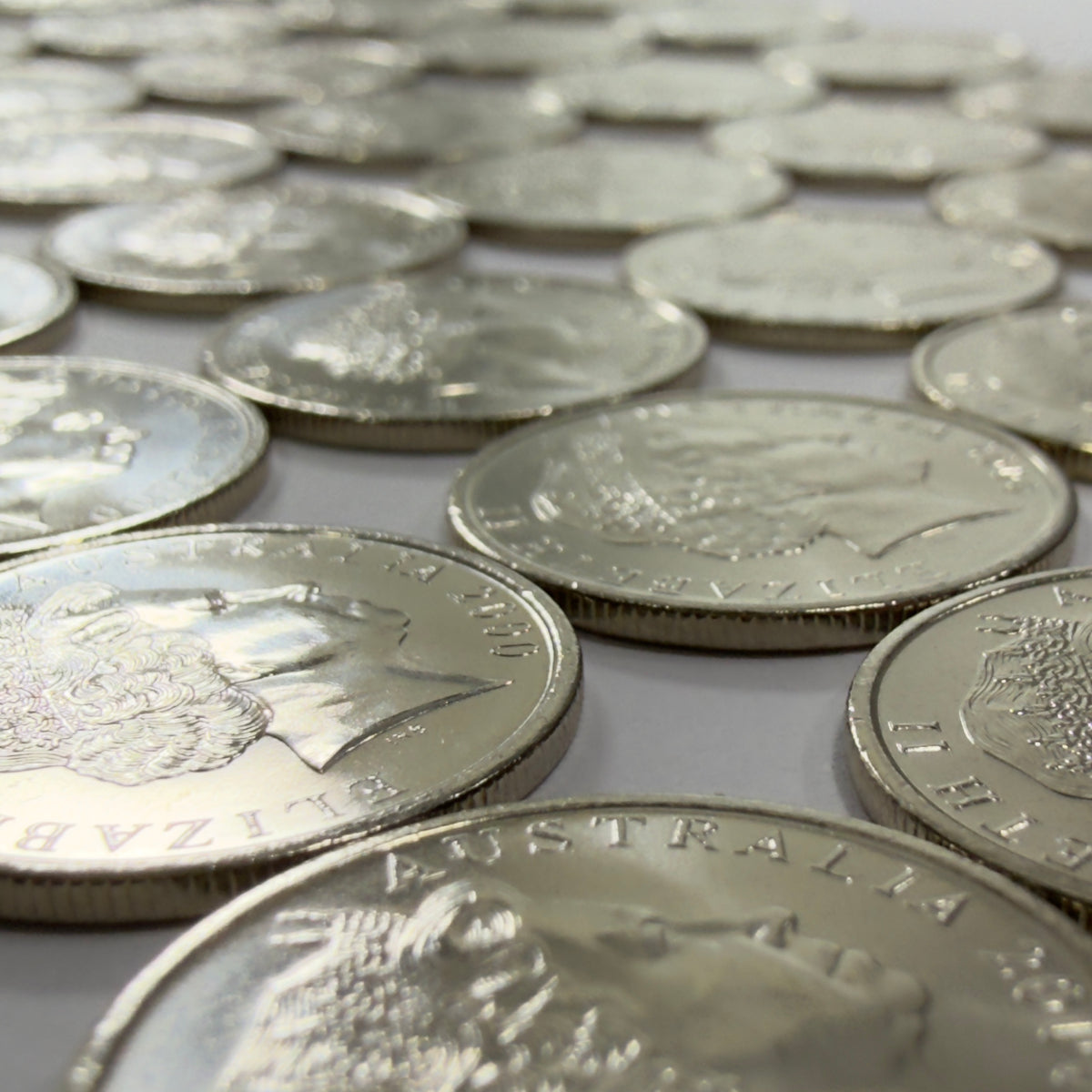 2000 Australian 5 Cent Coin - Uncirculated - Five Cent - comes in 2x2