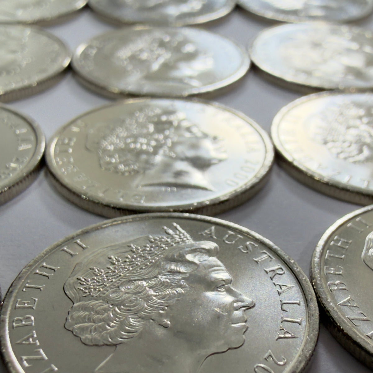 2000 Australian 5 Cent Coin - Uncirculated - Five Cent - comes in 2x2