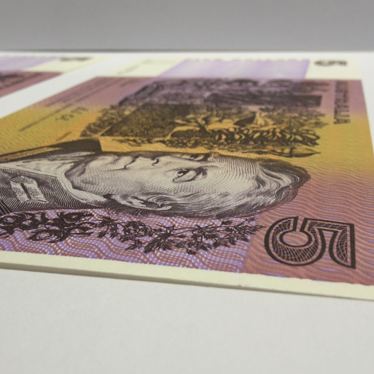 1991 $5 Fraser Cole CFU R213 - 1X Uncirculated in Note Protector Sleeve