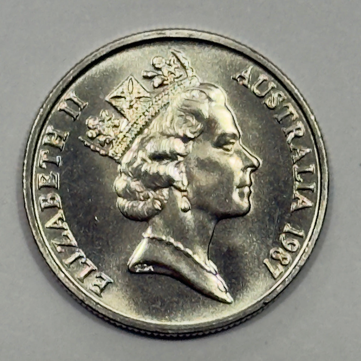 1987 5 Cent Coin - Uncirculated - 5c  Echidna - Five Cent - comes in 2x2