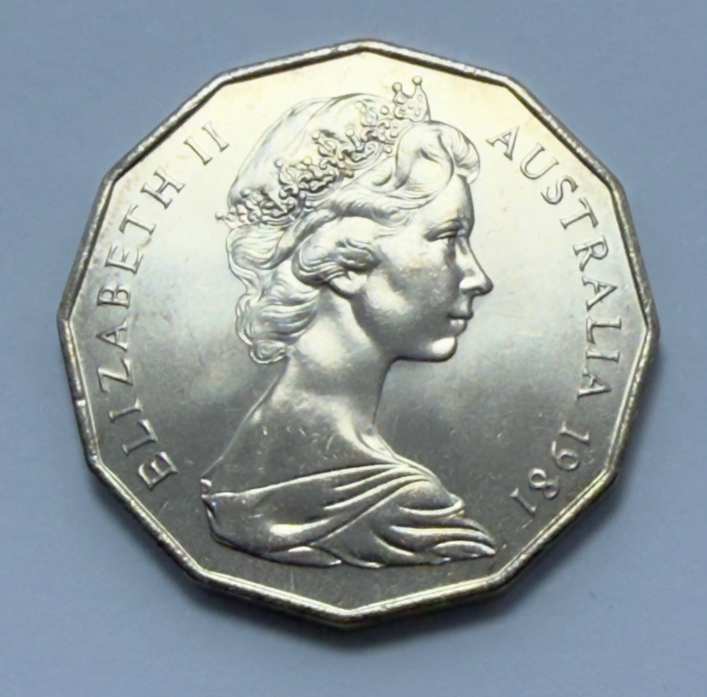 1981 50 Cent Coin - Coat Of Arms - Uncirculated - comes in 2x2