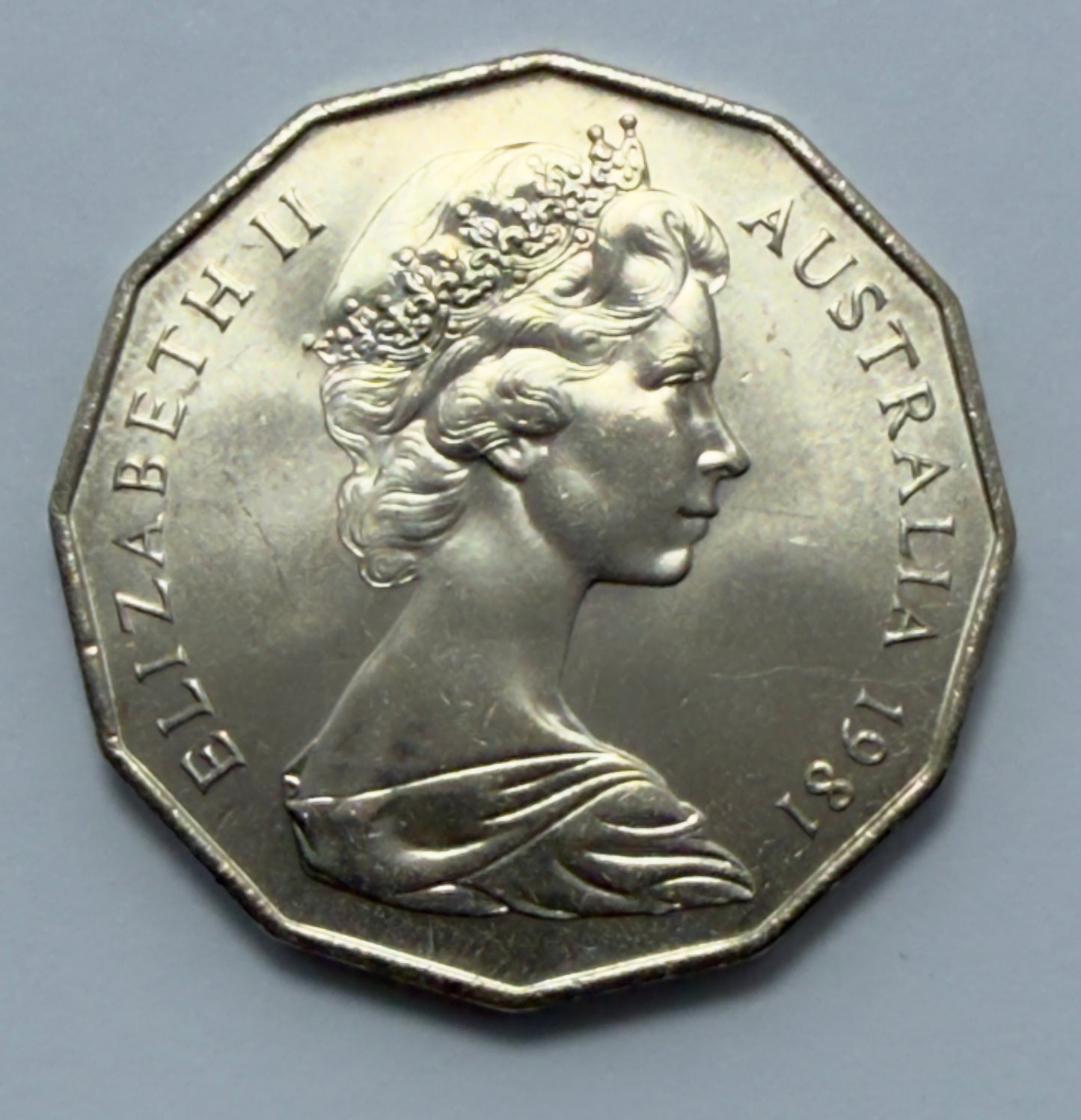 1981 50 Cent Coin - Coat Of Arms - Uncirculated - comes in 2x2