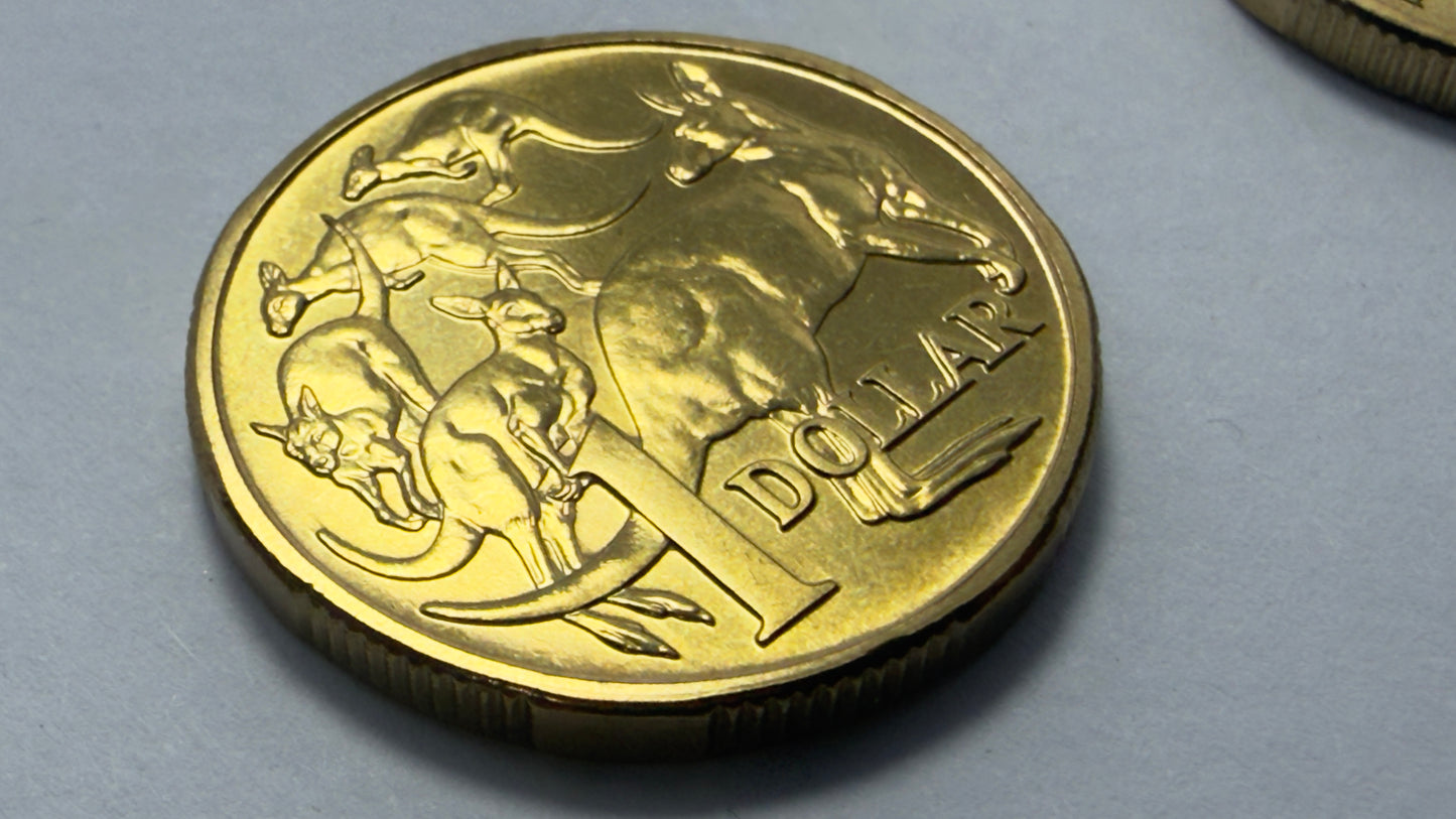 1995 $1 Coin - Choice Uncirculated - One Dollar - Ex MINT SET Coin - in 2x2