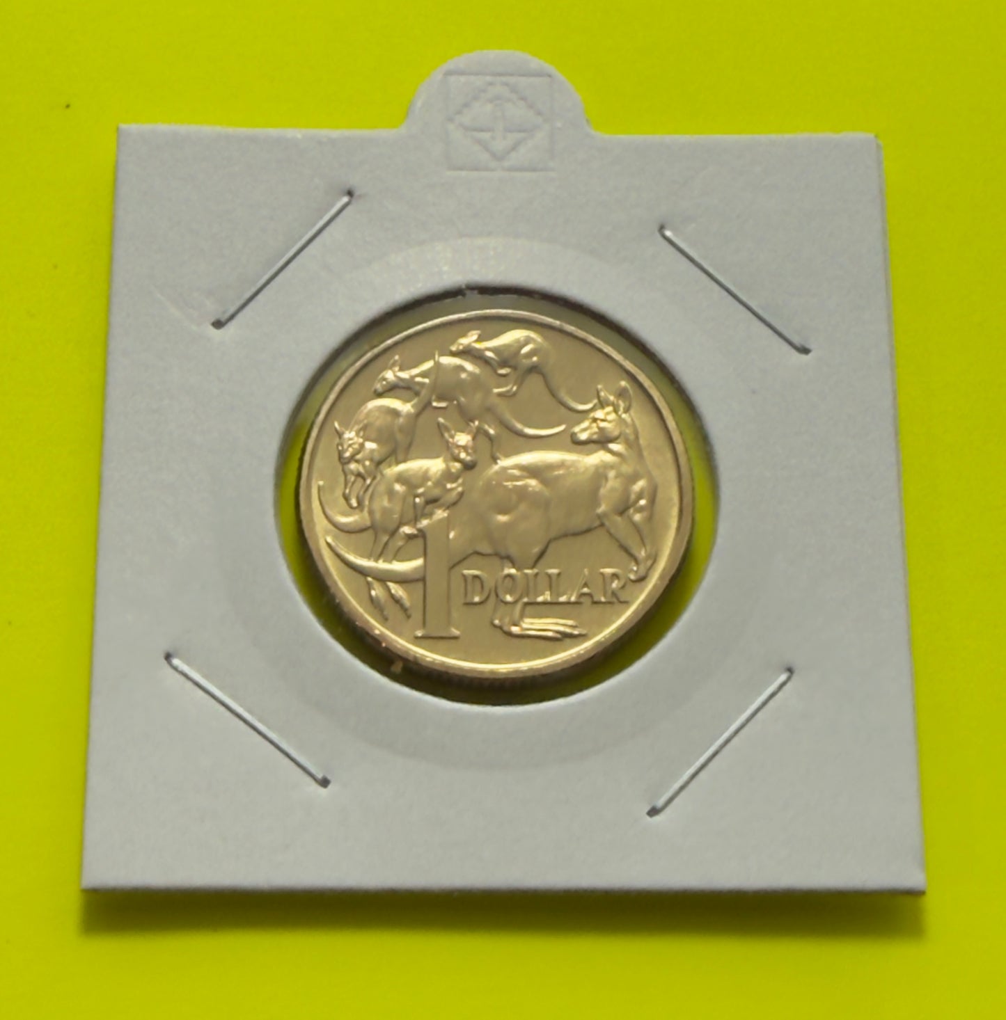 2000 $1 - Mob Of Roos Coin - Choice Uncirculated - ex mint set coin - 2x2