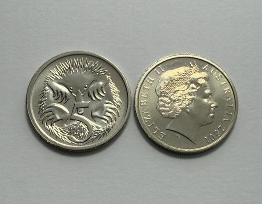 2001 5 Cent Coin - Choice Uncirculated - ex mint set coin - comes in 2x2