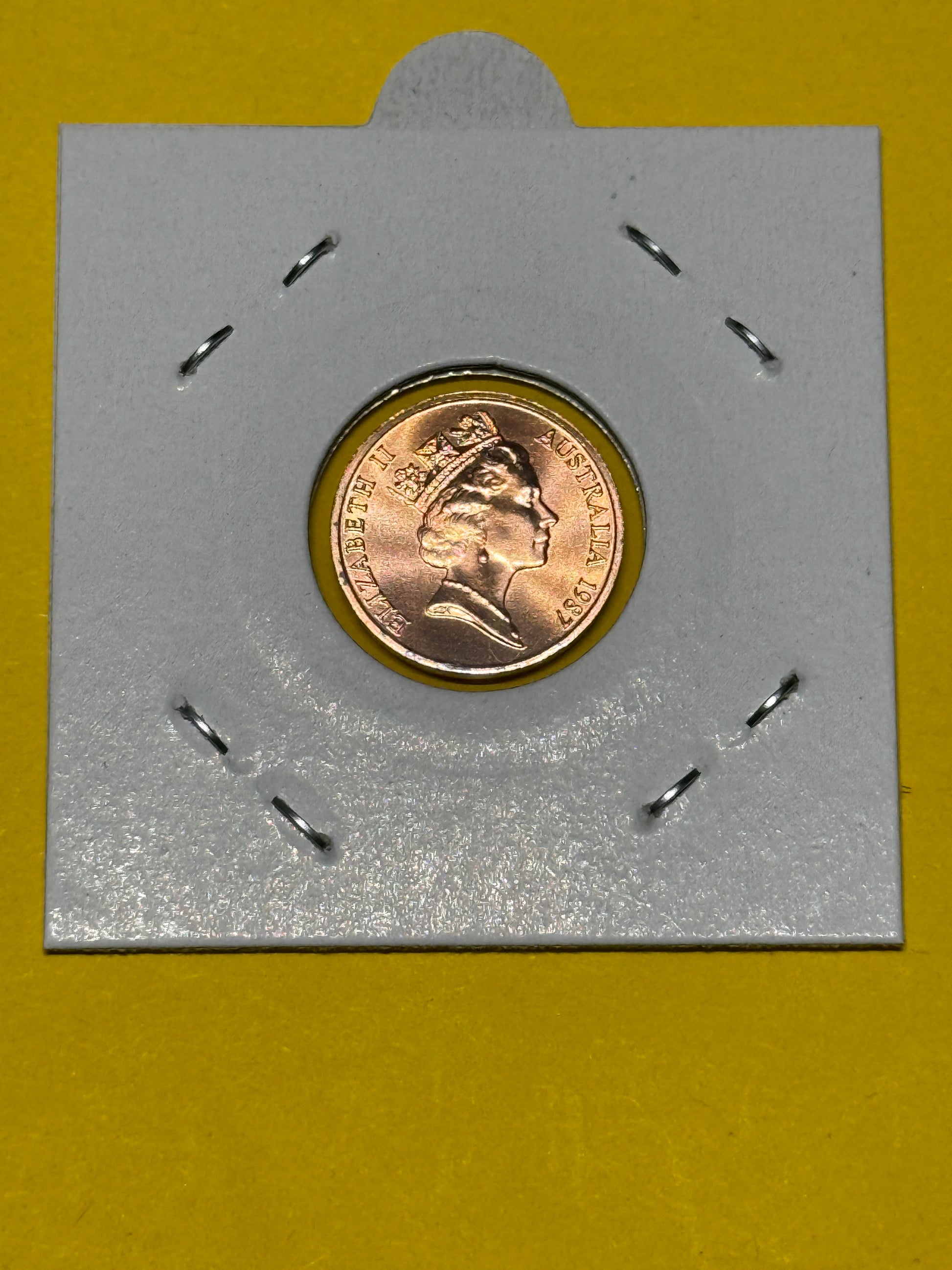1987 1 Cent Coin - Choice Uncirculated - Ex Mint Set Coin - comes in 2x2 - New Age Numismatics