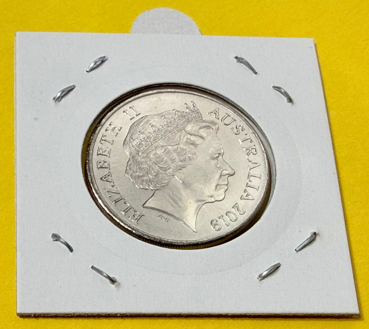 2019 IRB 20 Cent Coin - Uncirculated - 4th Effigy - comes in 2x2