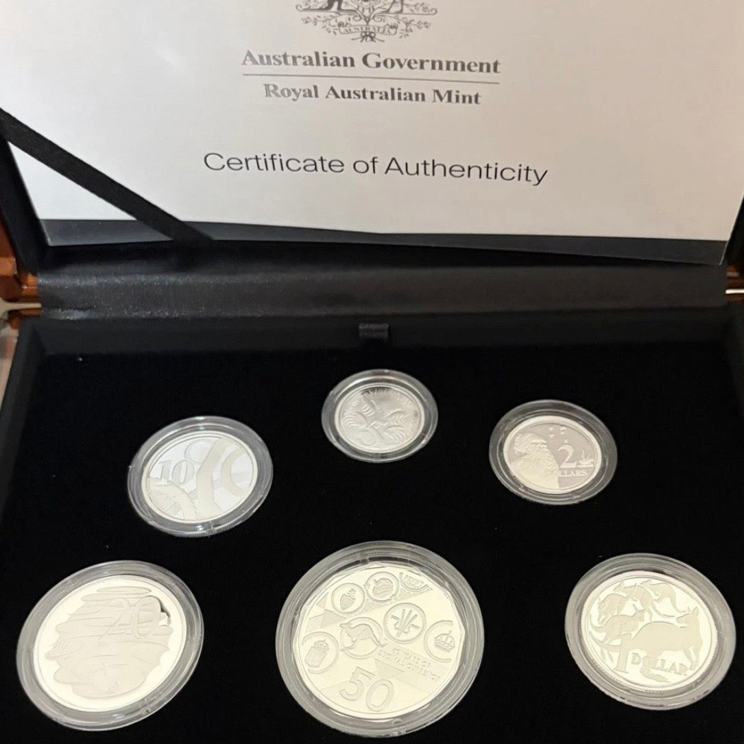 2026 $1 Mob Of 5 Roos - .999 Fine Silver Proof Coin in Original Capsule