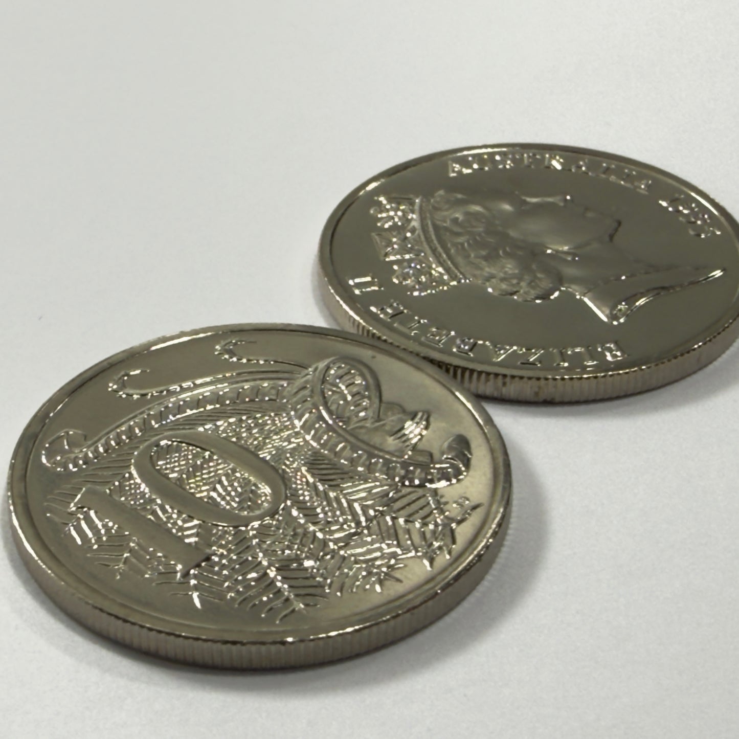 1995 10 Cent Coin - Uncirculated - MINT SET ONLY coin - comes in 2x2