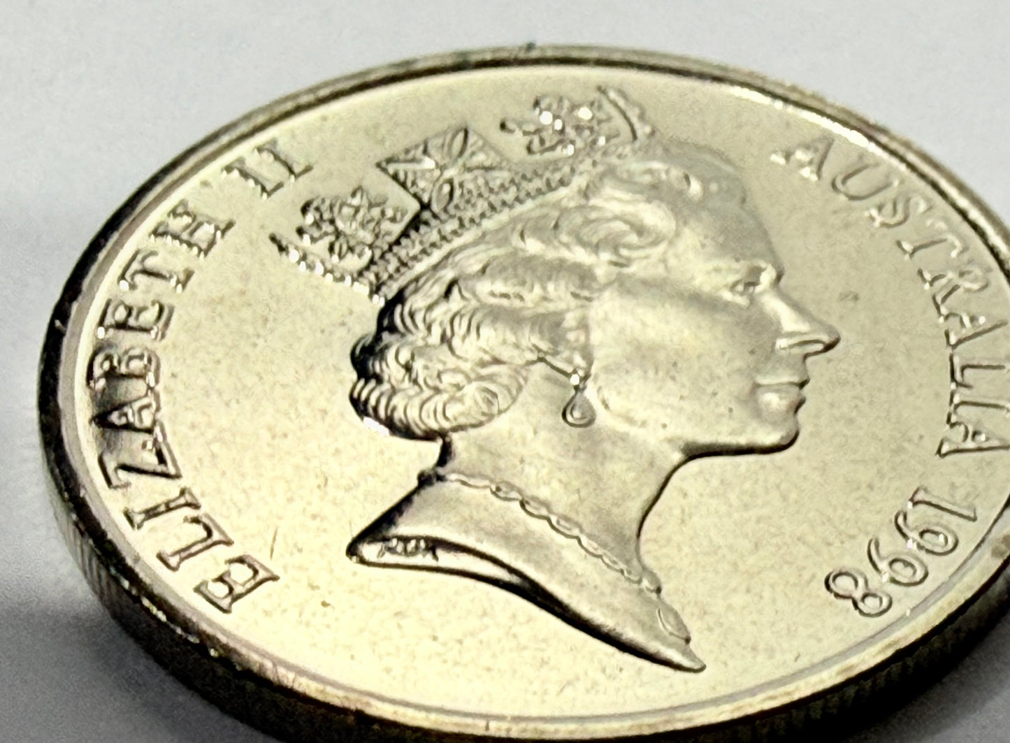 1998 10 Cent Coin - Choice Uncirculated - ex mint set coin - comes in 2x2