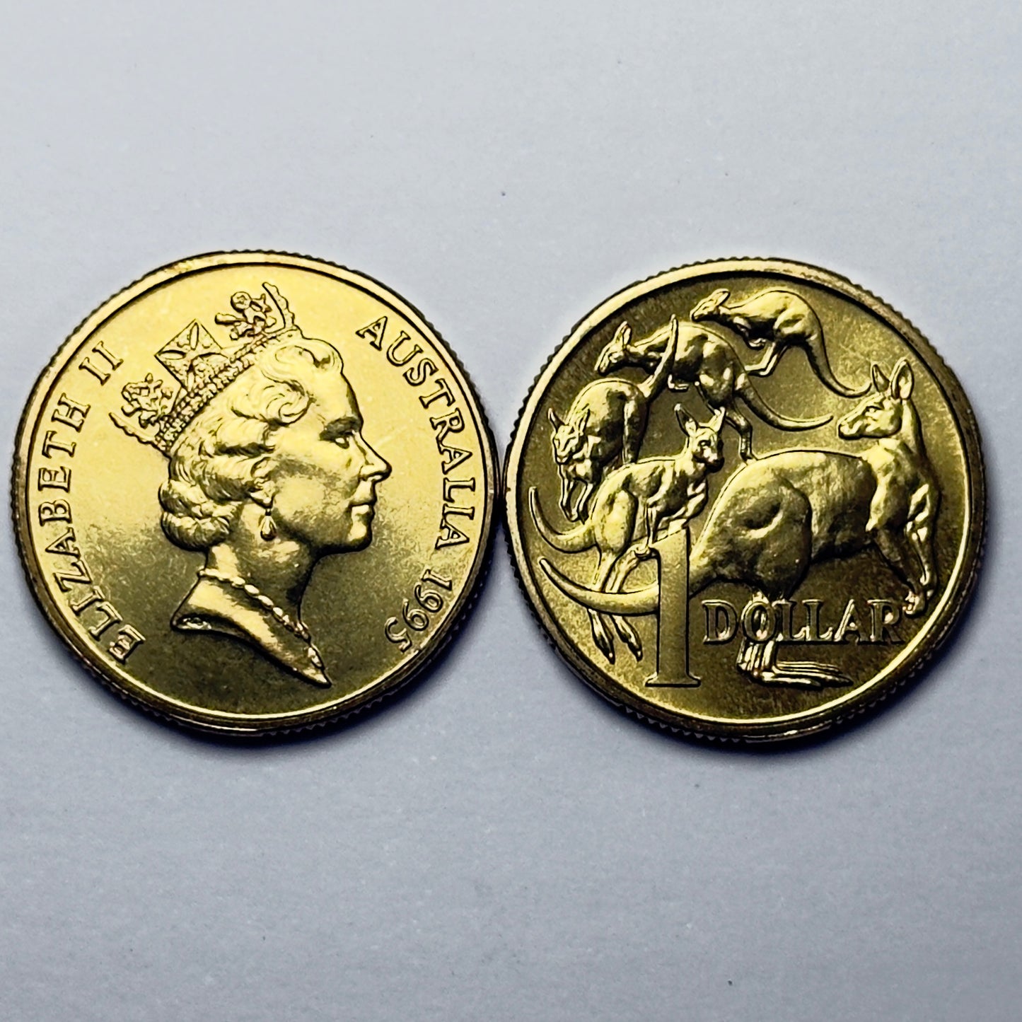 1995 $1 Coin - Choice Uncirculated - One Dollar - Ex MINT SET Coin - in 2x2