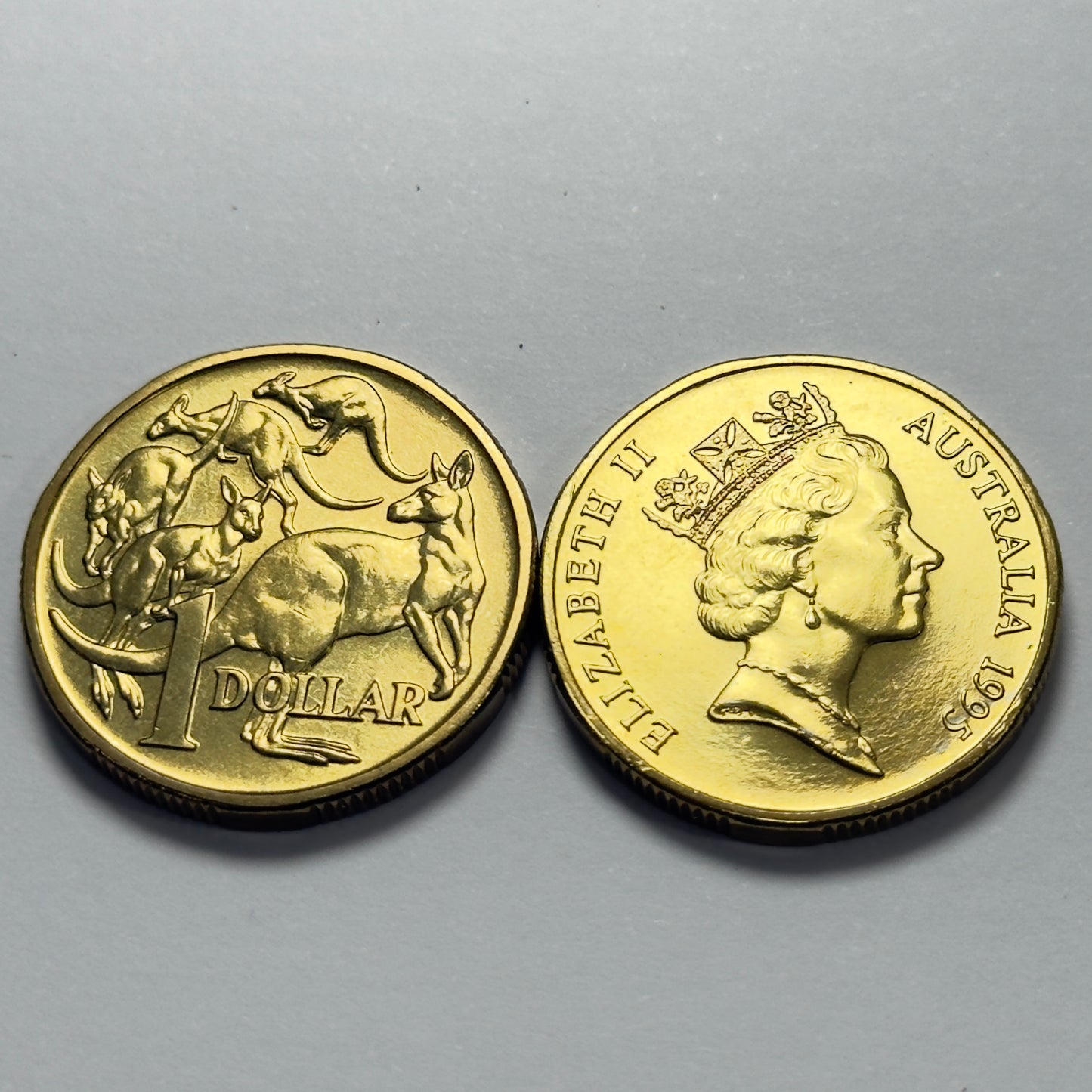 1995 $1 Coin - Choice Uncirculated - One Dollar - Ex MINT SET Coin - in 2x2