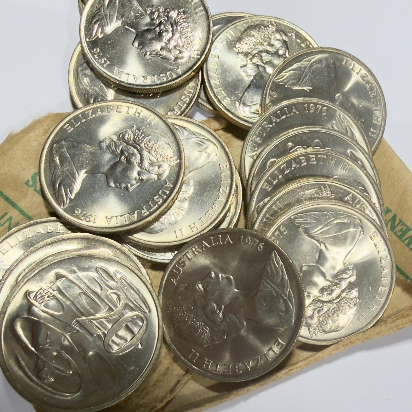 1976 20 Cent Coin - Uncirculated - Twenty Cent 20c - comes in 2x2 - video @4