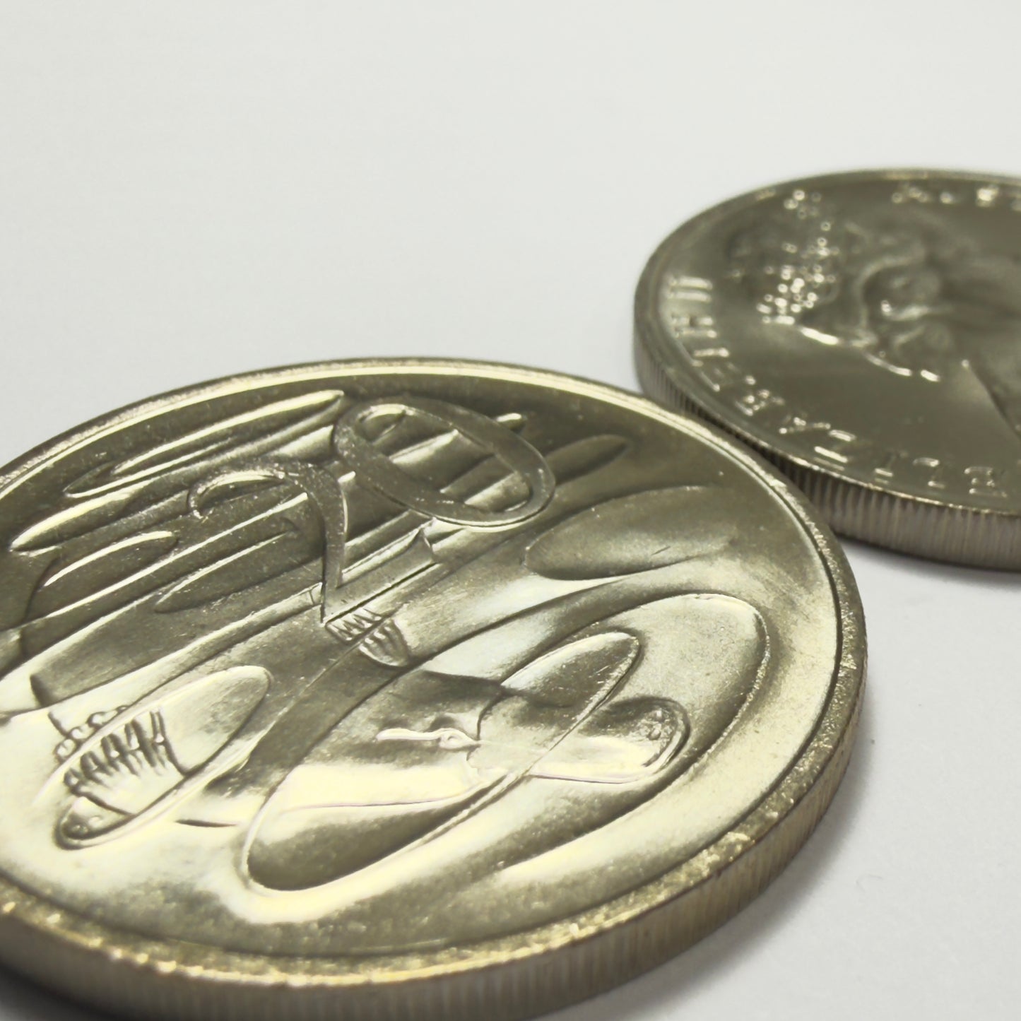 1976 20 Cent Coin - Uncirculated - Twenty Cent 20c - comes in 2x2 - video @4