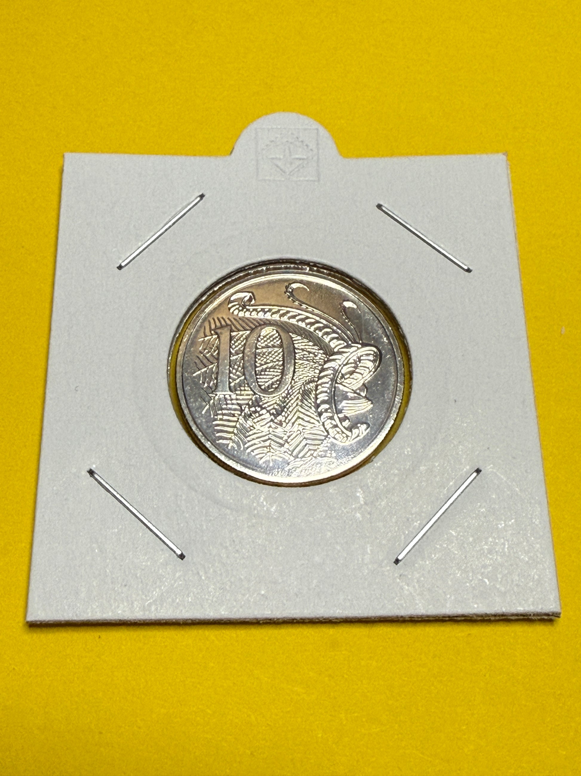 2007 10 Cent Coin - Choice Uncirculated - ex mint set coin - comes in 2x2 - New Age Numismatics