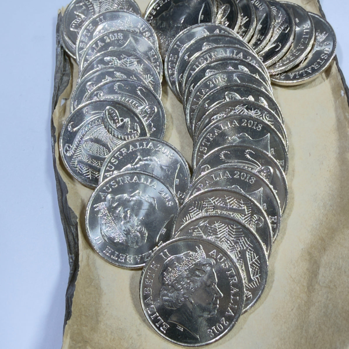 2018 10 Cent Coin - Uncirculated - Low Mintage 3.253 million - comes in 2x2