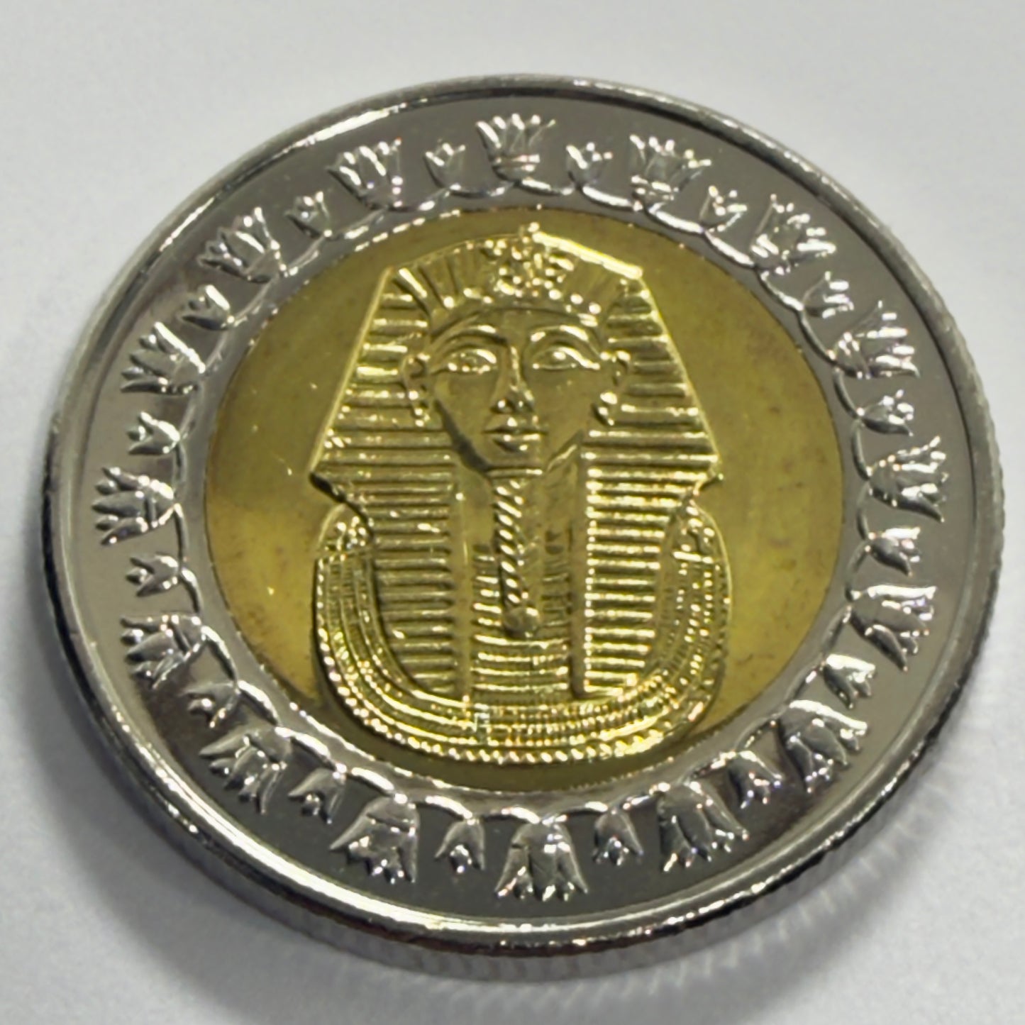 2022 Egyptian 1 POUND Coin - Tutankhamun Mask UNCIRCULATED Ex ROLL