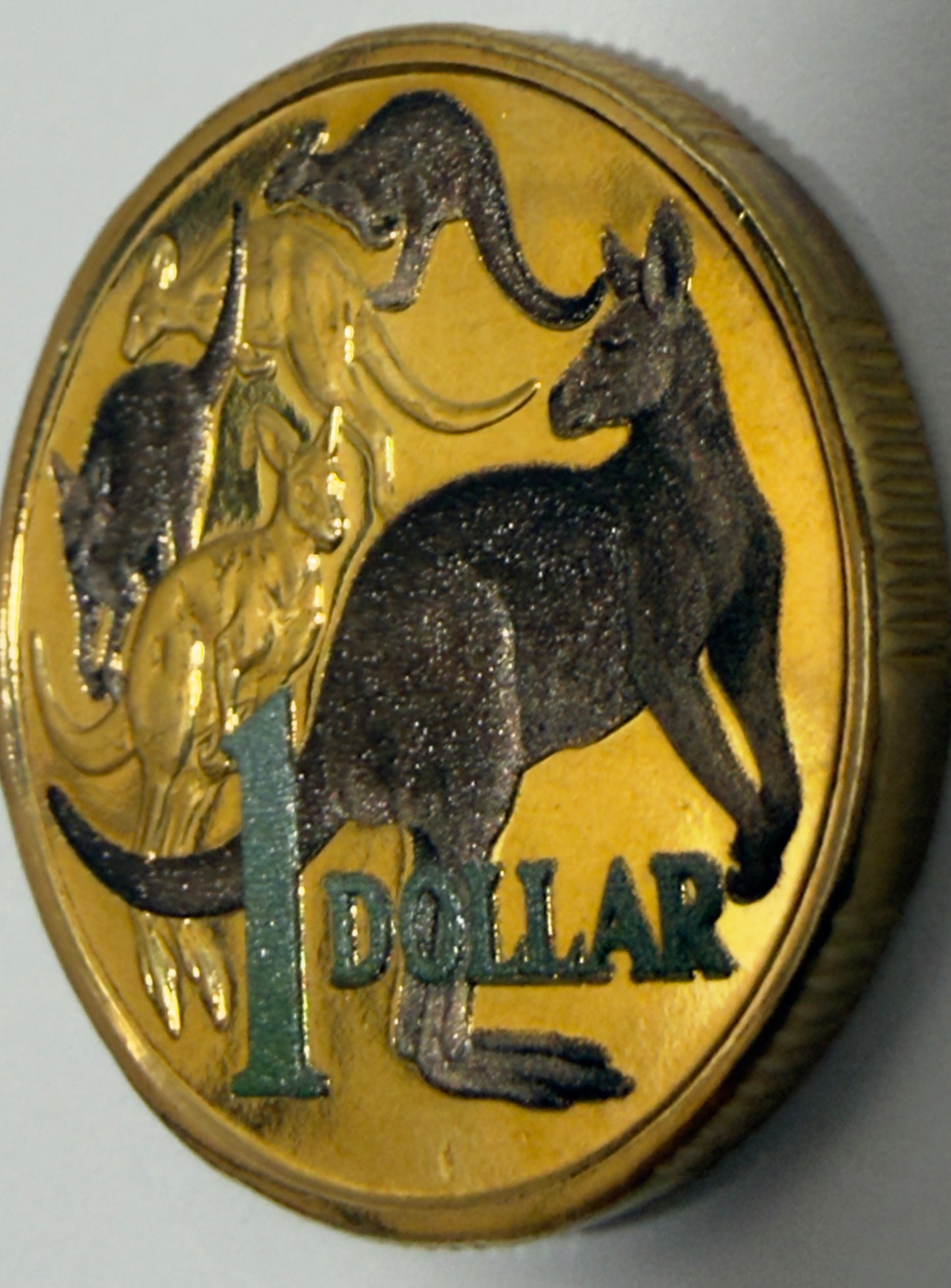 2014 One Dollar $1 Coin - Coloured AL-BR - Ex Mint Set - comes in $! Capsule