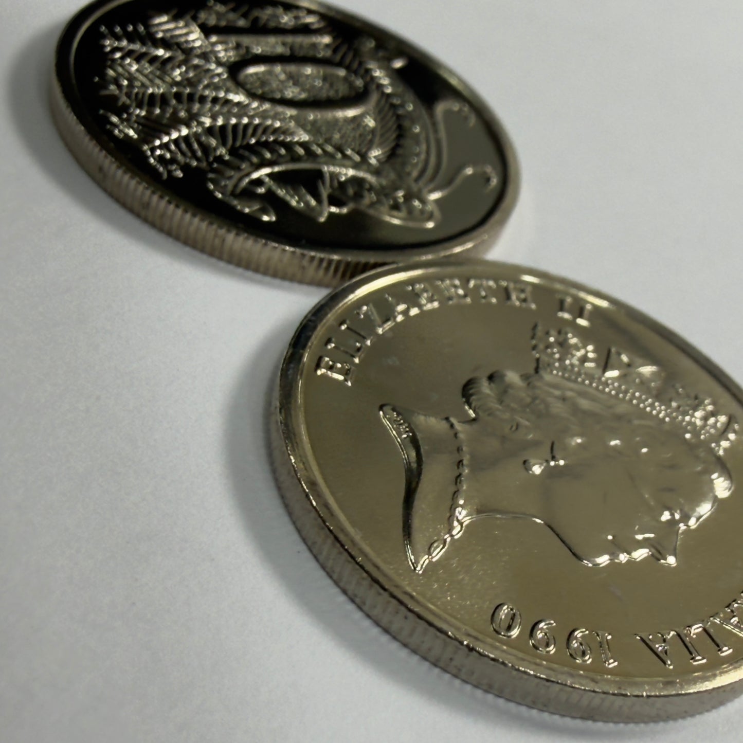 1990 10 Cent Coin - Choice Uncirculated - Ex MINT SET 10c Coin - comes in 2x2