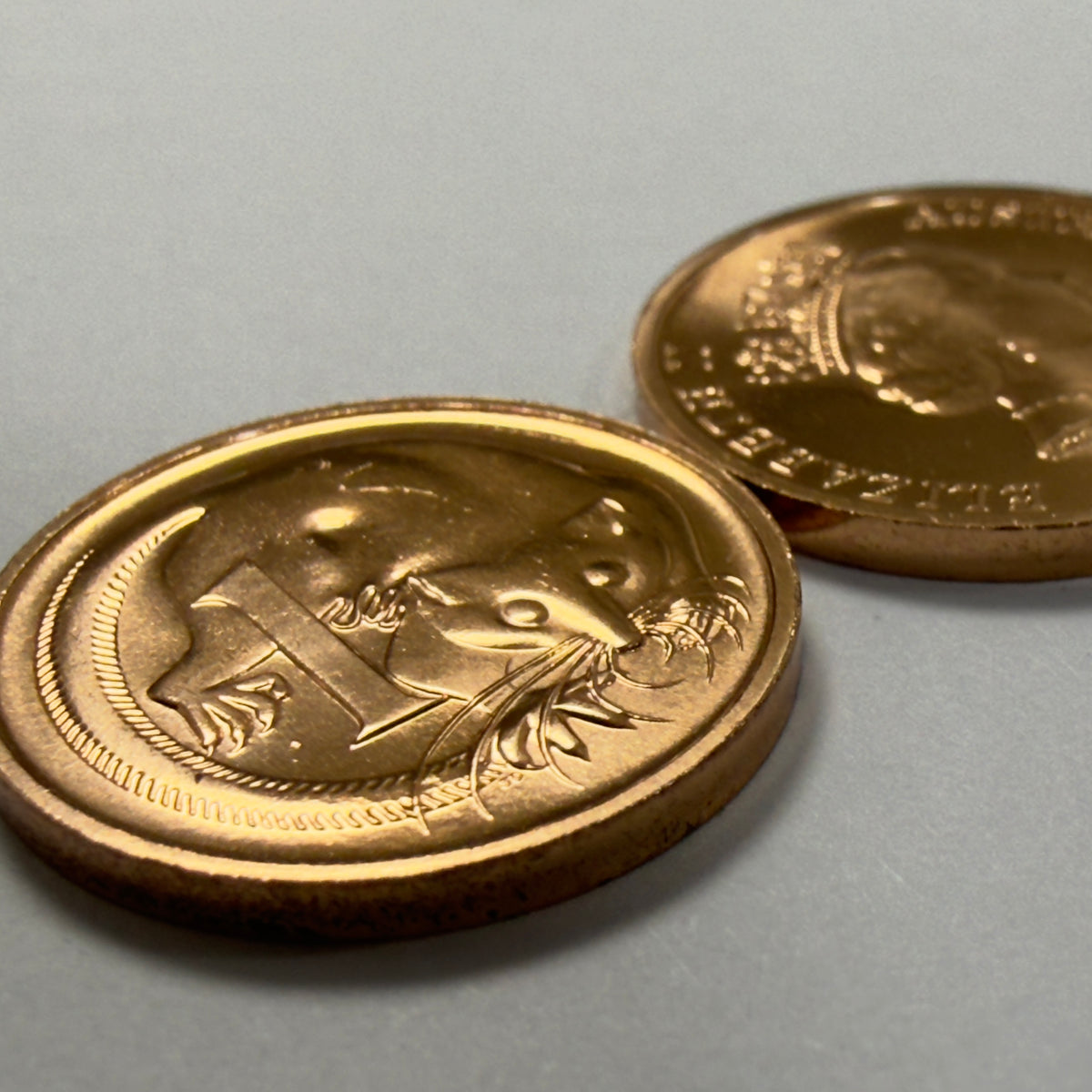 1990 1 Cent Coin - Choice Uncirculated - Ex MINT SET 1c Coin - Comes In 2x2