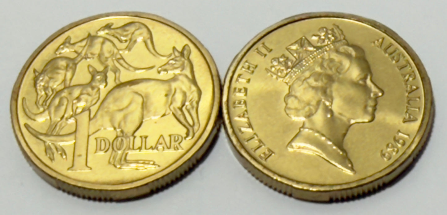 1989 $1 Coin - Mob Of Roos - Uncirculated - mint set ONLY - One Dollar - in 2x2