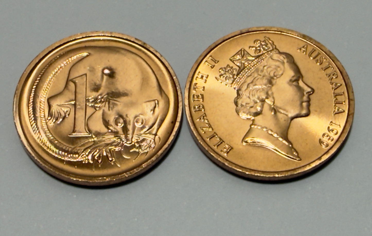 1989 1 Cent Coin - Choice Uncirculated - ex mint set - comes in 2x2