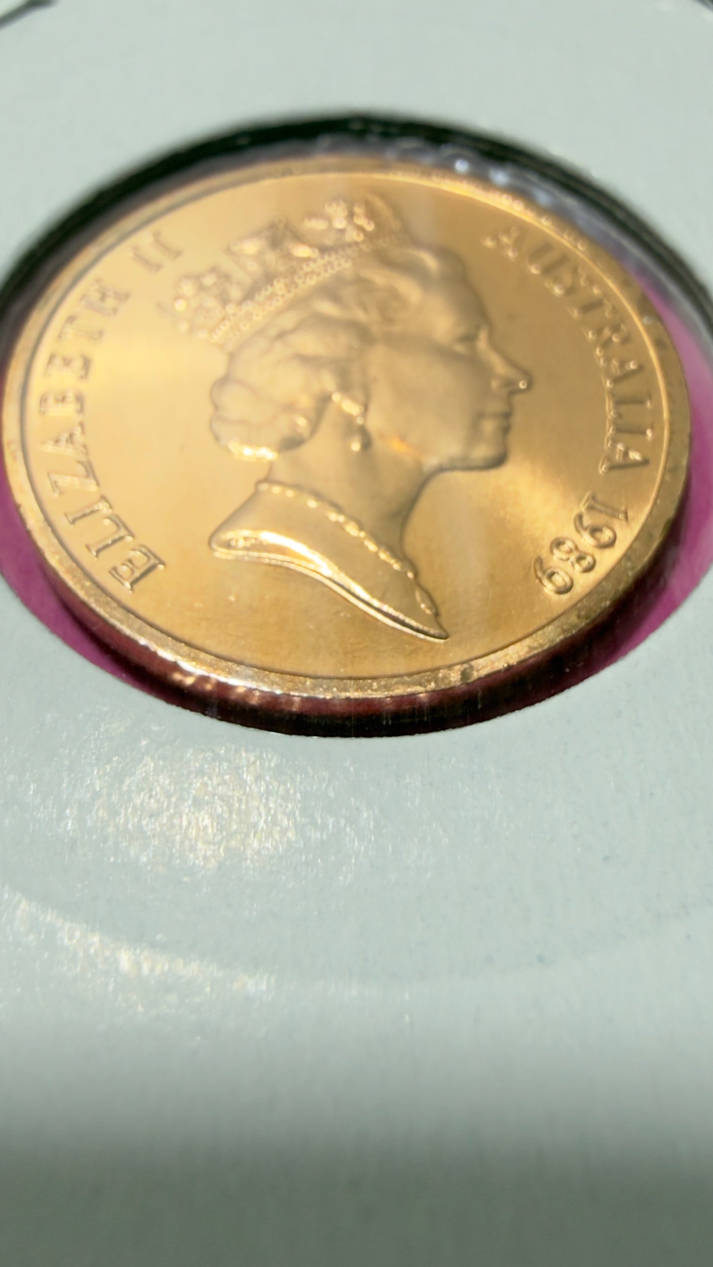 1989 1 Cent Coin - Choice Uncirculated - ex mint set - comes in 2x2