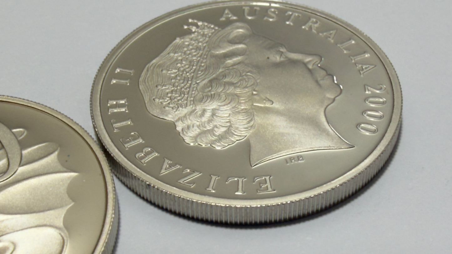2000 20 Cent Proof Coin - Twenty Cent - comes in 2x2
