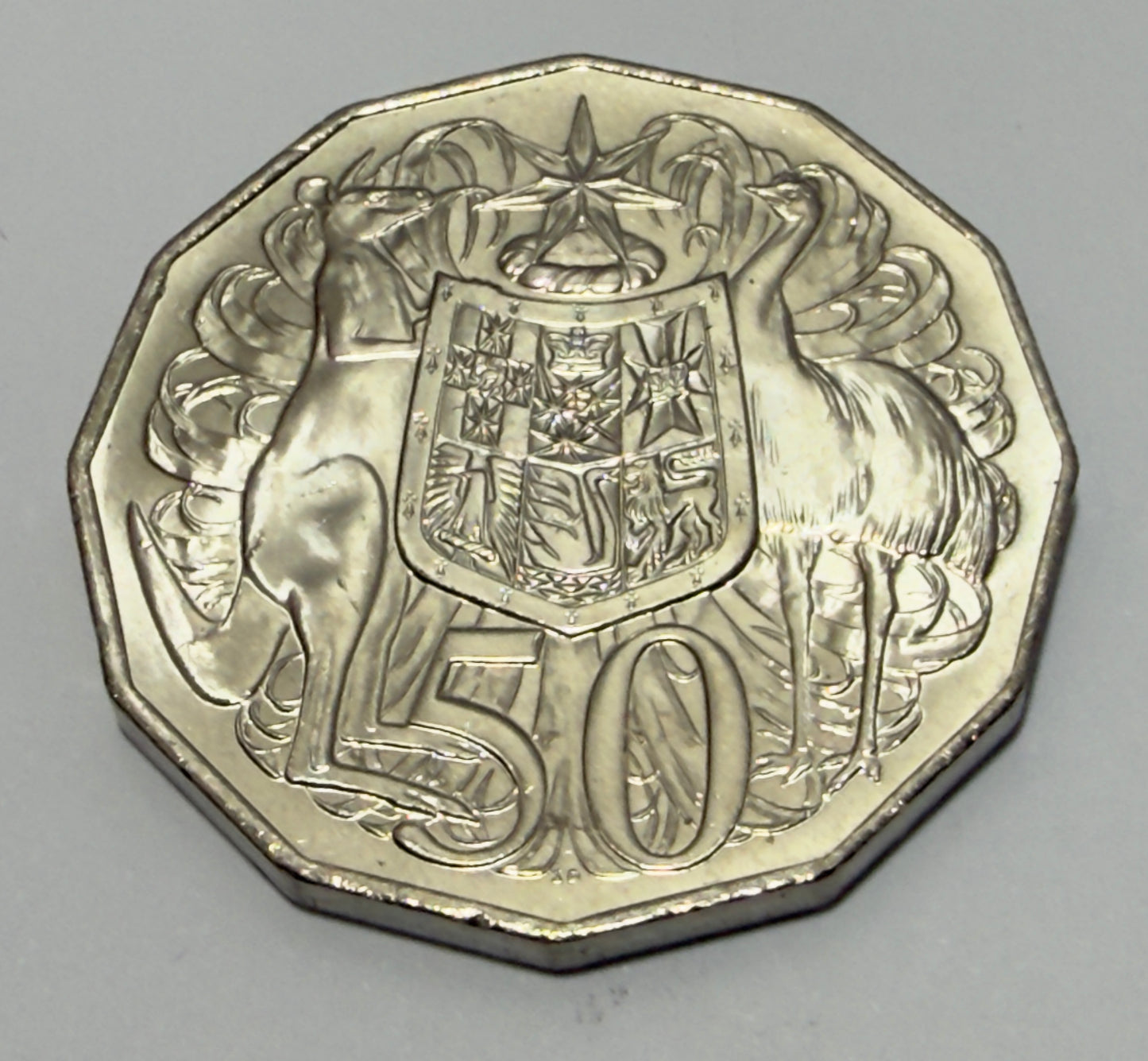 2018 50 Cent Coin - Uncirculated - Coat Of Arms - Comes In 2x2