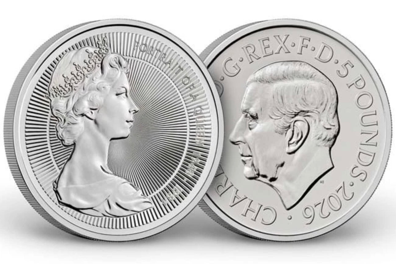 2026 Portraits of a Queen - UK £5 BU Coin - Elizabeth II The First Effigy - New Age Numismatics