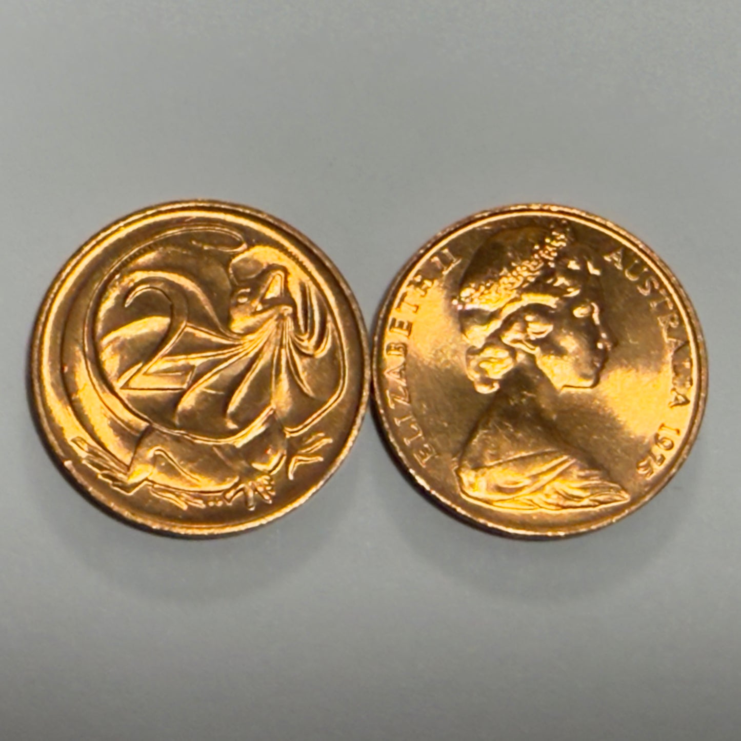 1975 2 Cent Coin - Uncirculated - Ex RBA Roll - Two Cent - comes in 2x2