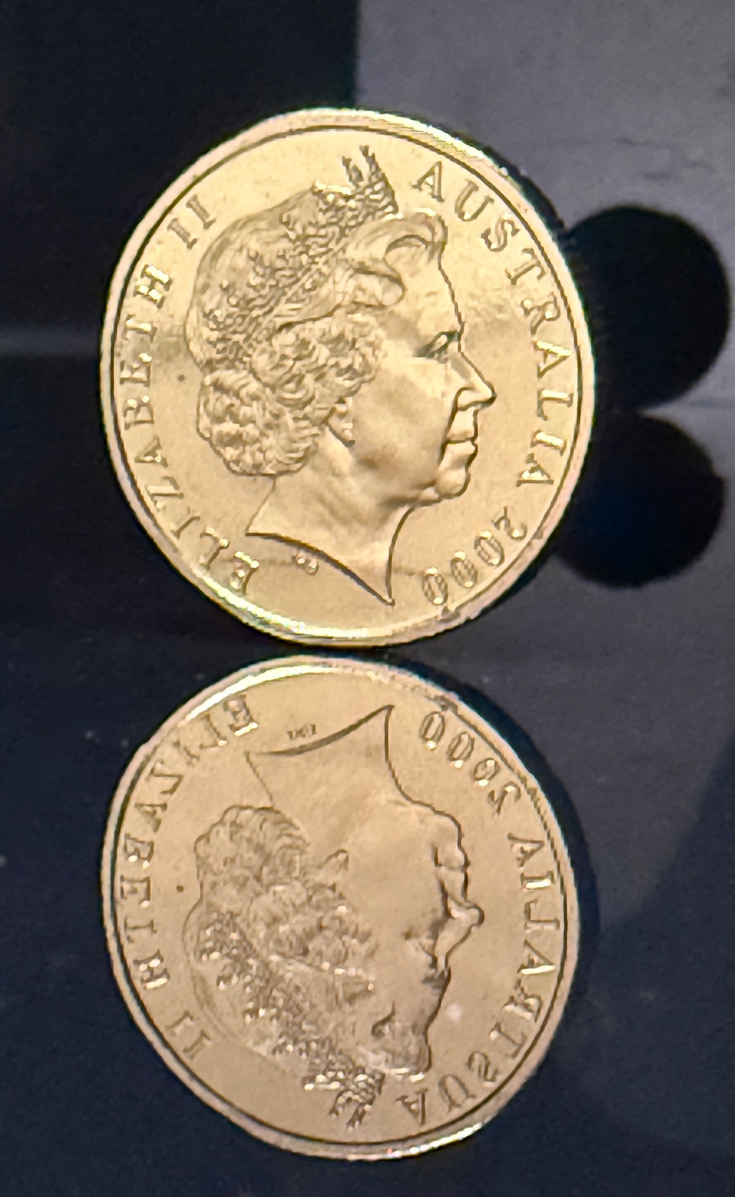 2000 $1 - Mob Of Roos Coin - Choice Uncirculated - ex mint set coin - 2x2