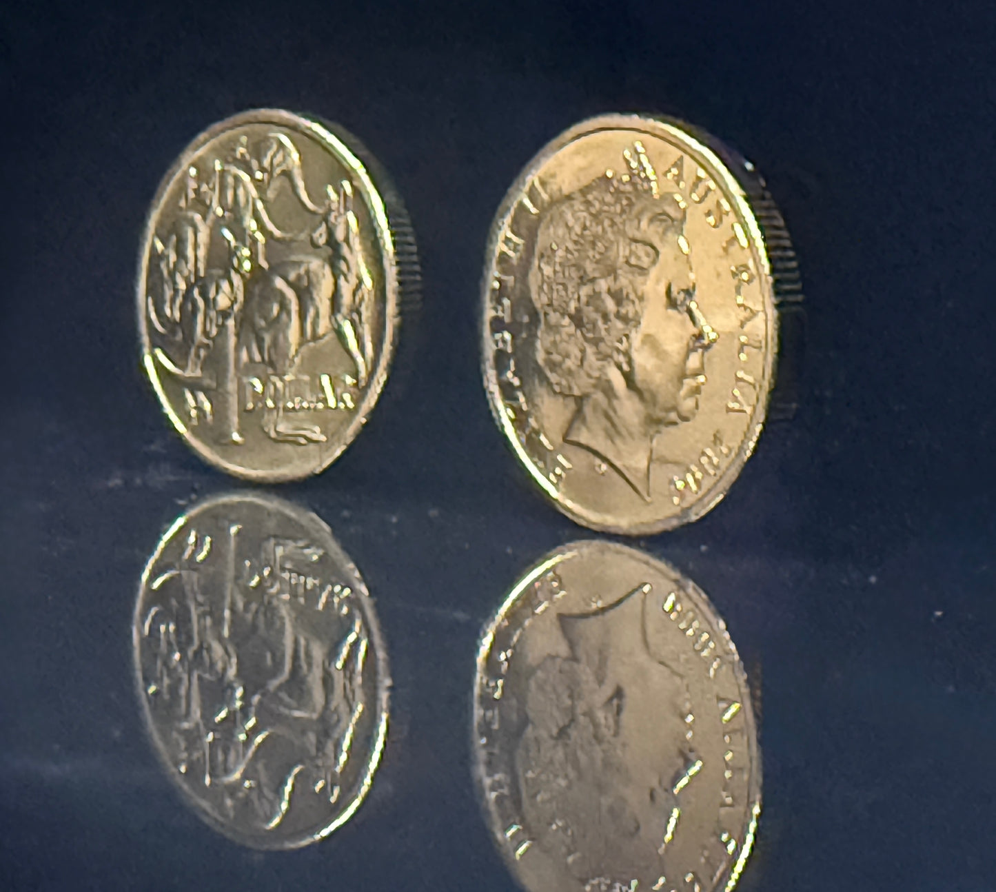 2000 $1 - Mob Of Roos Coin - Choice Uncirculated - ex mint set coin - 2x2