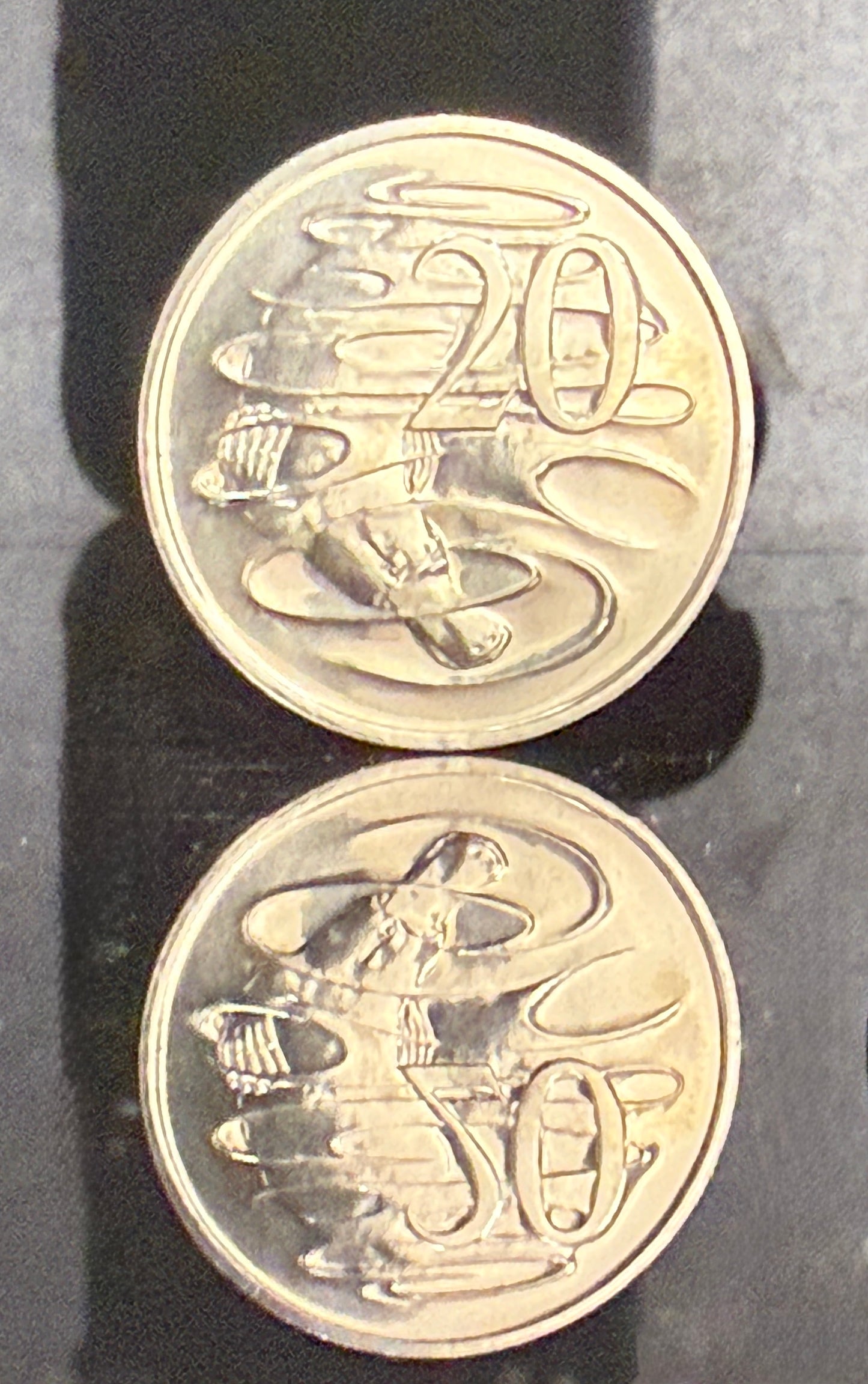 1985 20 Cent Coin - Uncirculated -  Ex Mint Set Coin  - Comes In 2x2