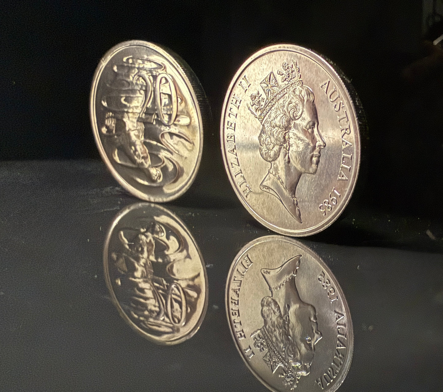 1985 20 Cent Coin - Uncirculated -  Ex Mint Set Coin  - Comes In 2x2