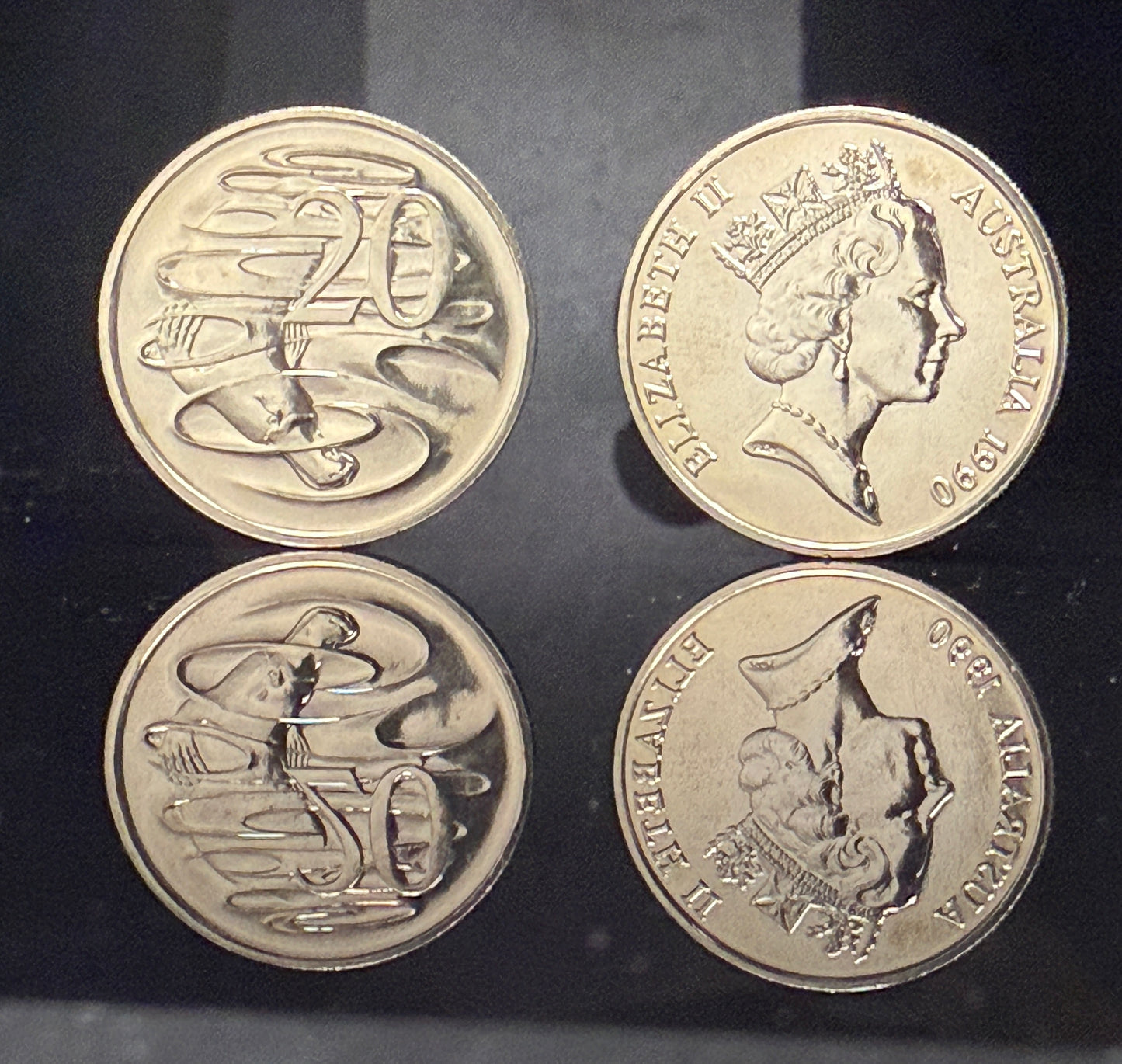 1990 20 Cent Coin - Uncirculated - Ex MINT SET - Twenty Cent Coin - comes in 2x2