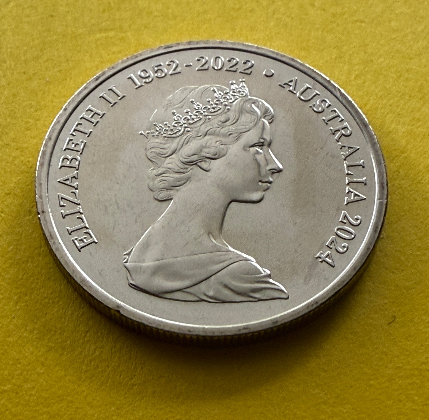 2024 10 Cent Coin - Choice Uncirculated - Queens Effigy 10c - comes in 2x2