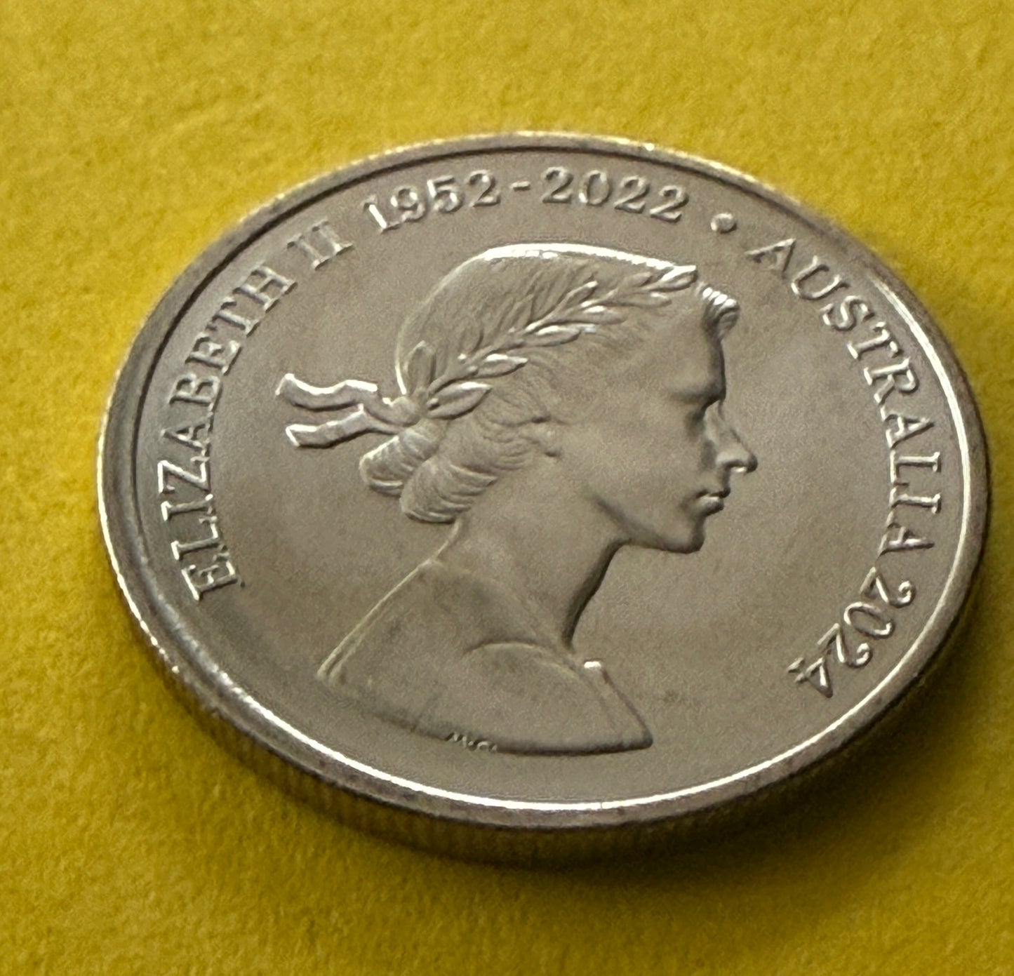 2024 5 Cent Coin - Queens Effigy - Choice Uncirculated - 100 k Mintage - in 2x2